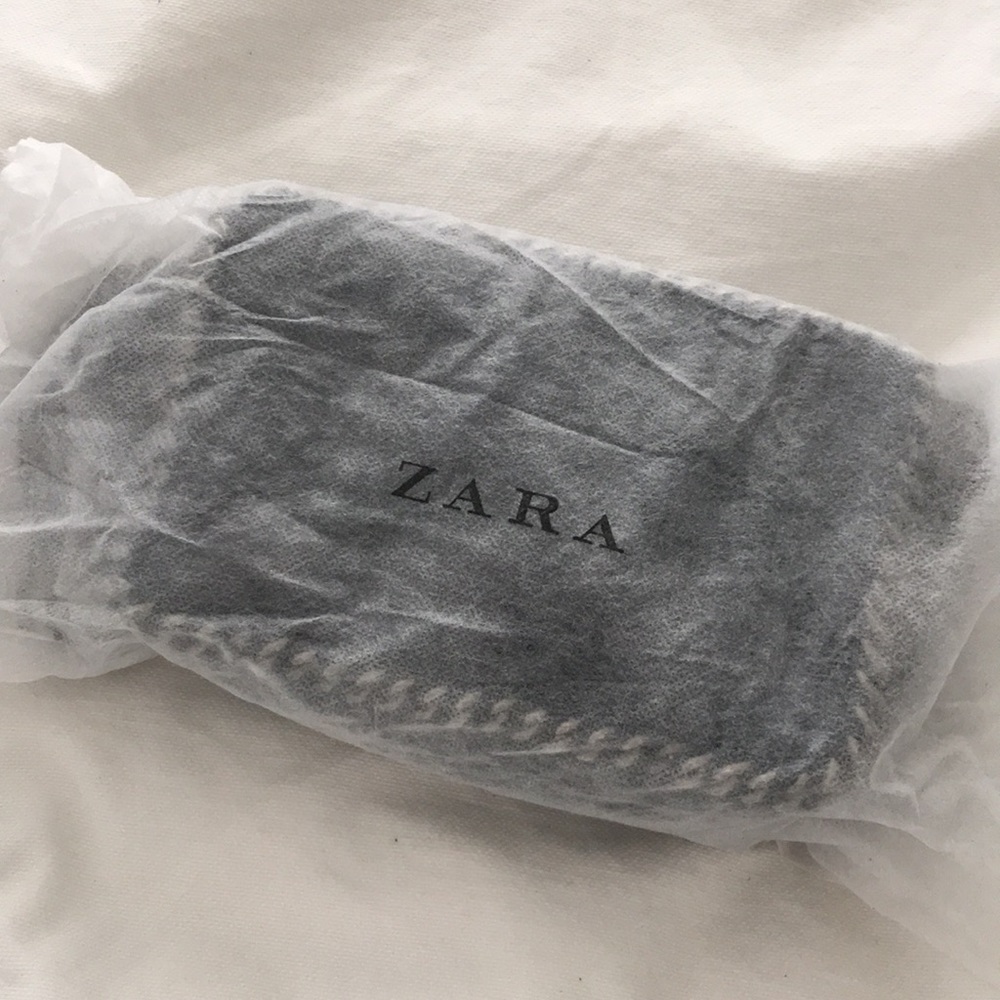 Zara Messenger Small bag with chains - Picture 7 of 7